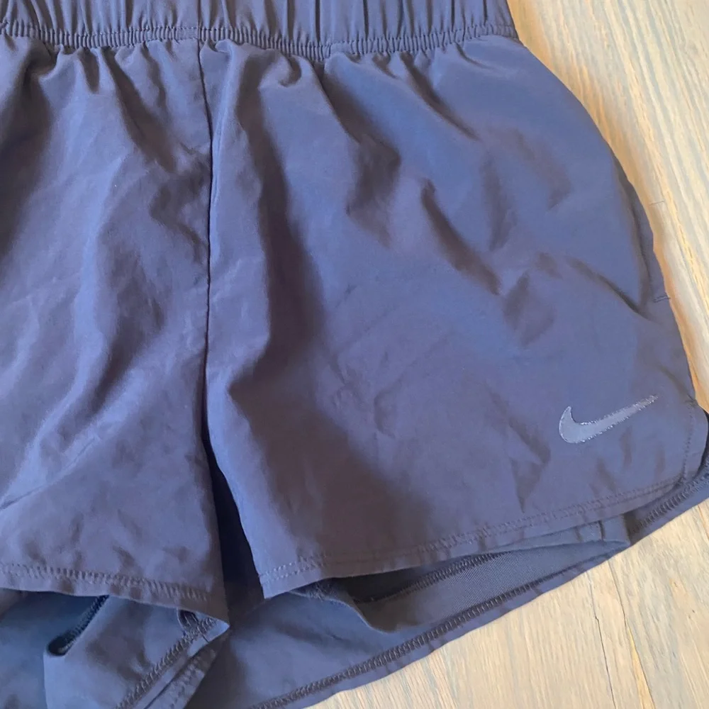 Nike women shorts size XS